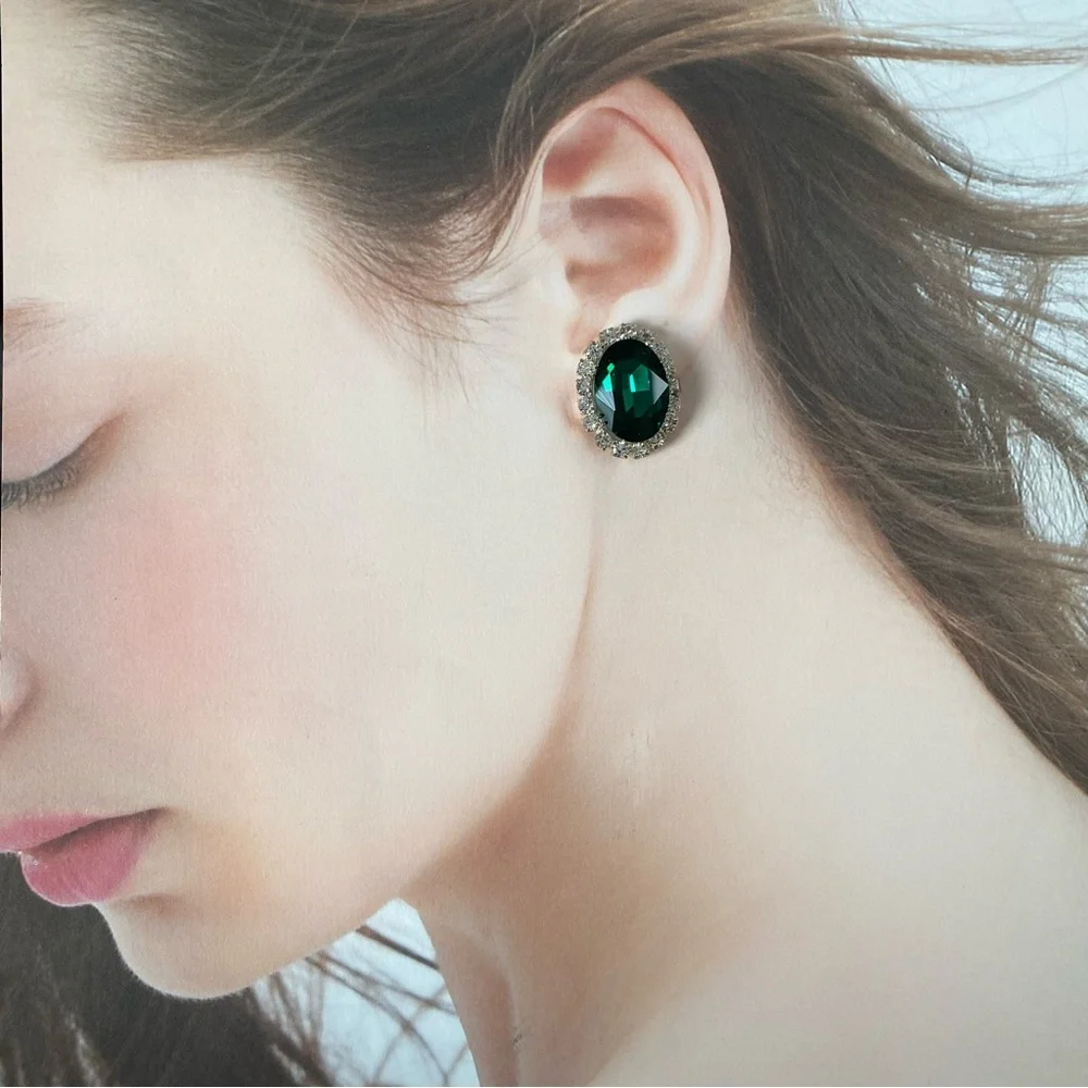 3/$20 Oval Shaped Deep Green Stone Halo Design Rhinestones Timeless Studs
